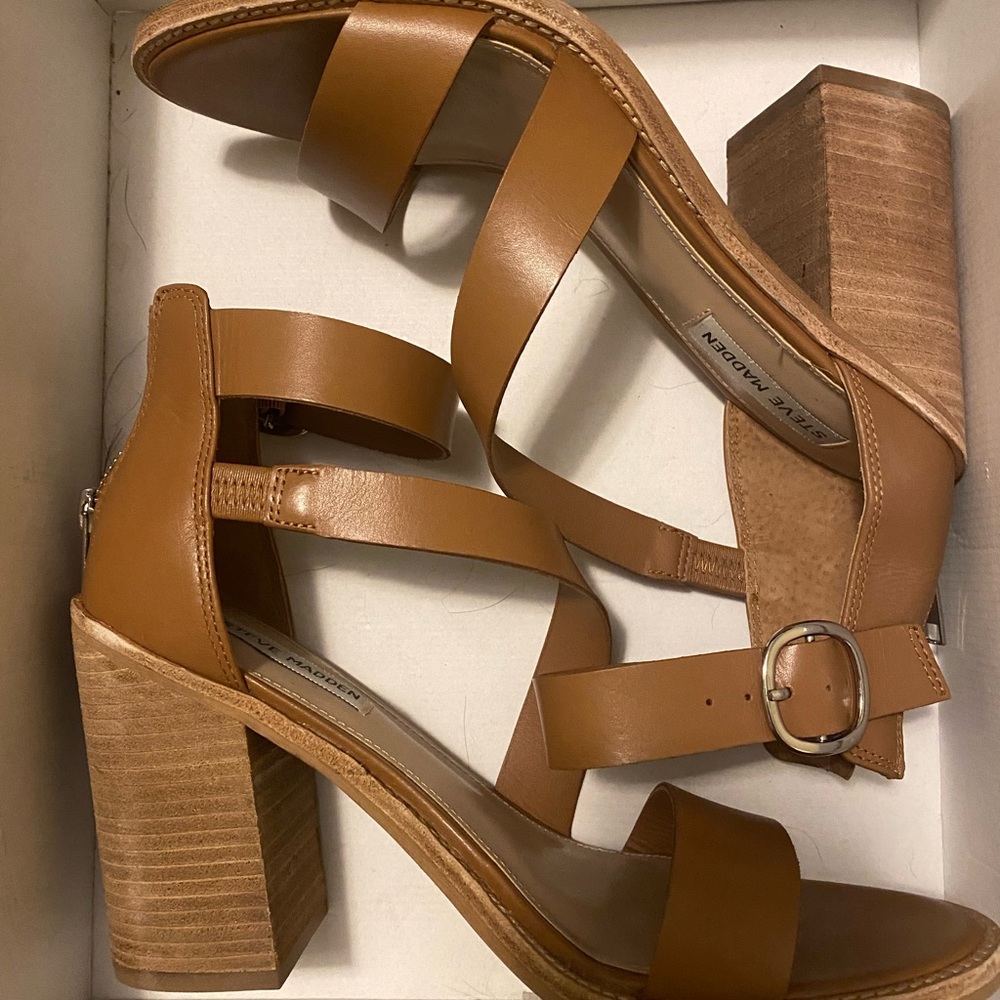 Steve Madden heels! Never worn!